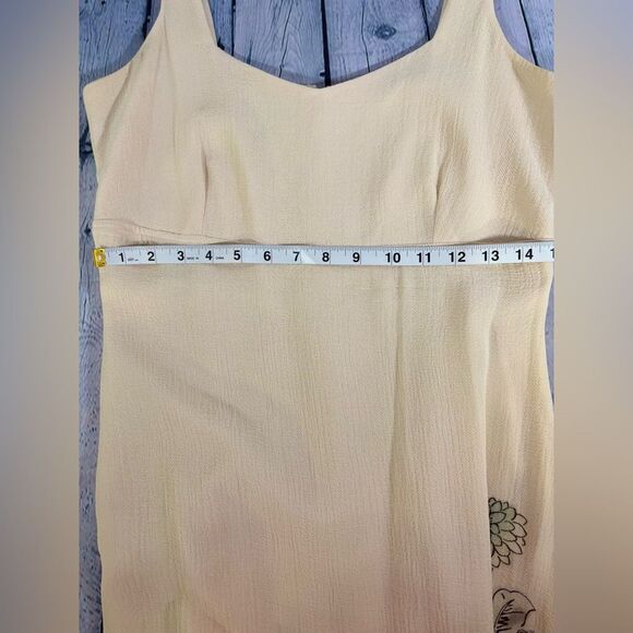 VINTAGE Tommy Bahama Yellow Floral Graphic Print 100% Silk Lightweight Dress S - Picture 9 of 11